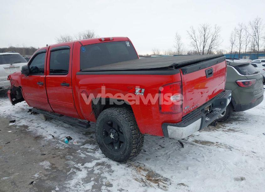 Photo 3 of 2010 Chevrolet Silverado 1500 LT (VIN 3GCRKSE3XAG234398)