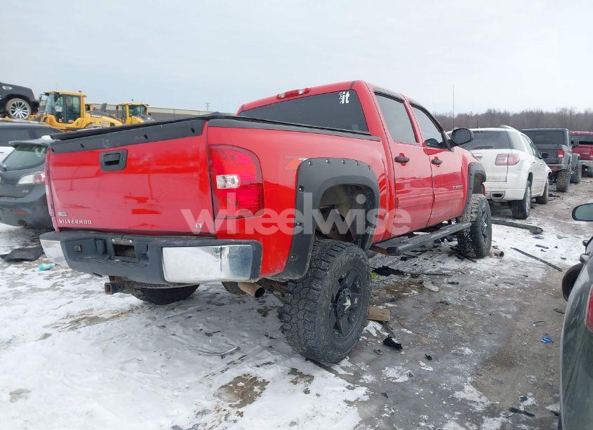 Photo 4 of 2010 Chevrolet Silverado 1500 LT (VIN 3GCRKSE3XAG234398)