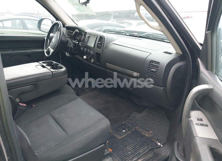 Photo 5 of 2010 Chevrolet Silverado 1500 LT (VIN 3GCRKSE3XAG290499)