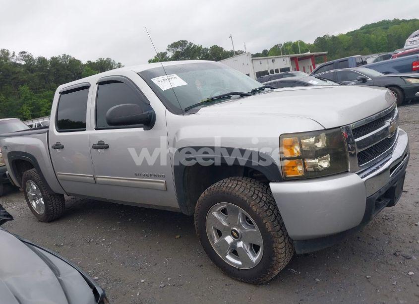 Photo 13 of 2010 Chevrolet Silverado 1500 LT (VIN 3GCRKSEA2AG130907)