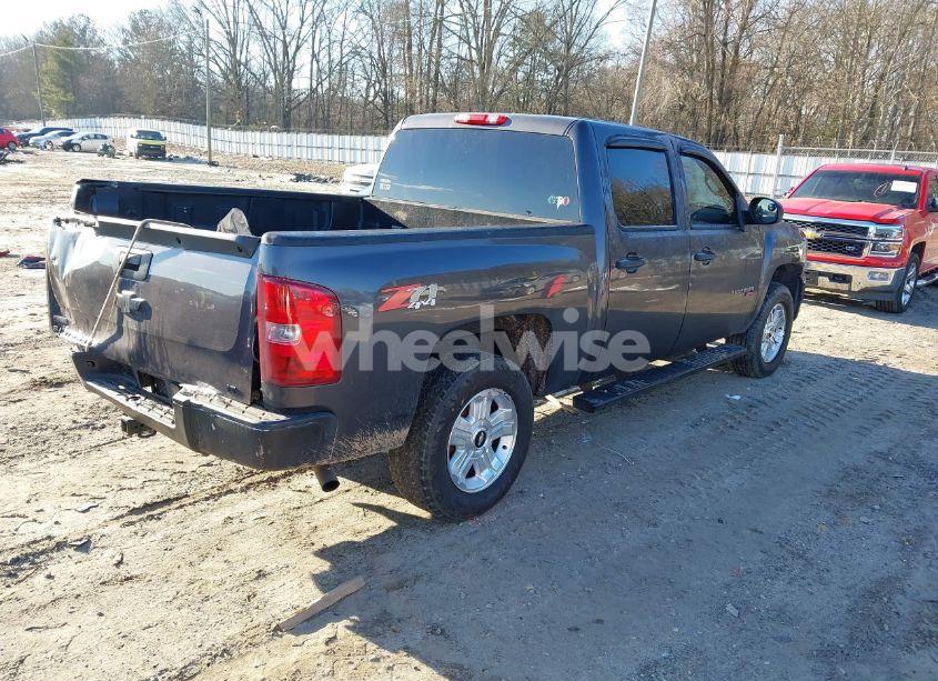 Photo 4 of 2010 Chevrolet Silverado 1500 LT (VIN 3GCRKSEA6AG173307)