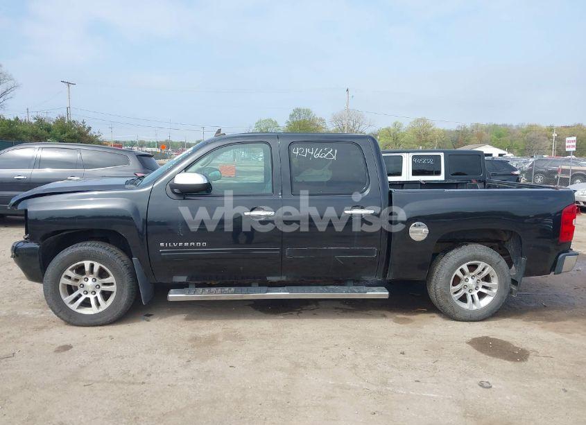 Photo 15 of 2010 Chevrolet Silverado 1500 LTZ (VIN 3GCRKTE30AG215302)