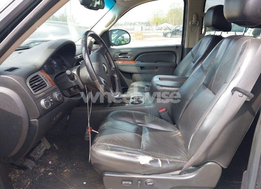 Photo 5 of 2010 Chevrolet Silverado 1500 LTZ (VIN 3GCRKTE30AG215302)