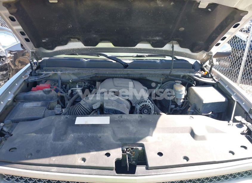 Photo 10 of 2010 Chevrolet Silverado 1500 LTZ (VIN 3GCRKTE32AG104122)