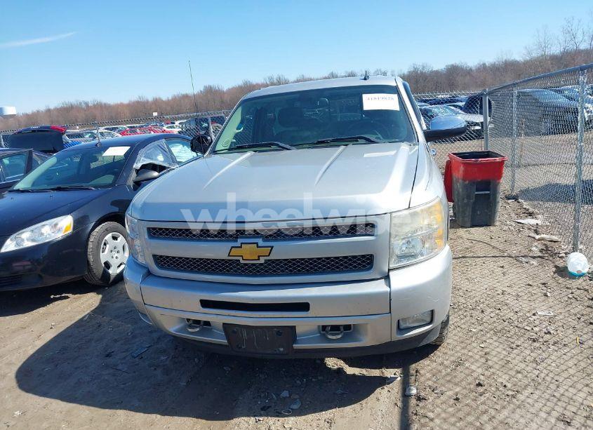 Photo 12 of 2010 Chevrolet Silverado 1500 LTZ (VIN 3GCRKTE32AG104122)