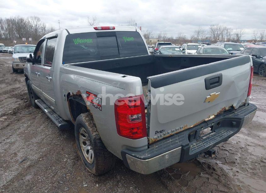 Photo 3 of 2010 Chevrolet Silverado 1500 LTZ (VIN 3GCRKTE32AG104122)