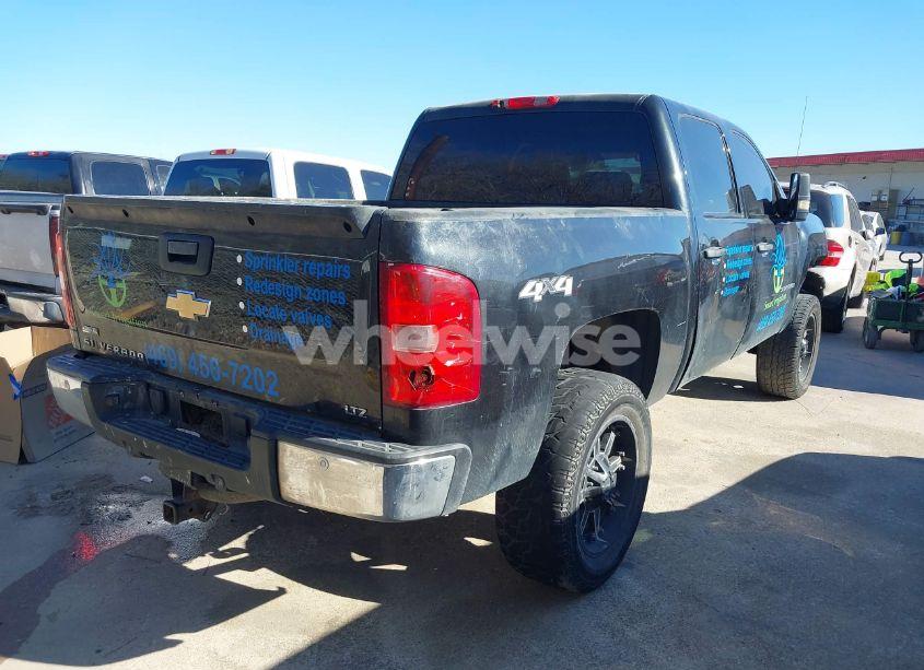 Photo 4 of 2010 Chevrolet Silverado 1500 LTZ (VIN 3GCRKTE32AG173375)