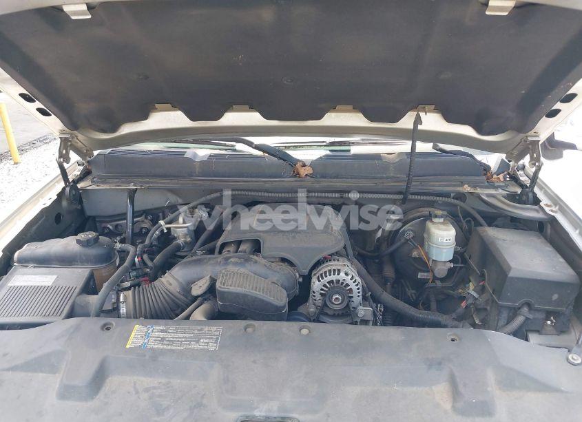 Photo 10 of 2010 Chevrolet Silverado 1500 LTZ (VIN 3GCRKTE37AG294399)