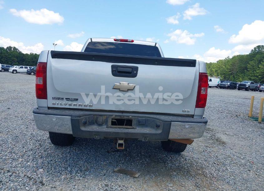 Photo 16 of 2010 Chevrolet Silverado 1500 LTZ (VIN 3GCRKTE37AG294399)