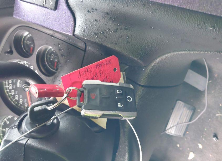 Photo 11 of 2010 Chevrolet Silverado 1500 LTZ (VIN 3GCRKTE38AG141255)