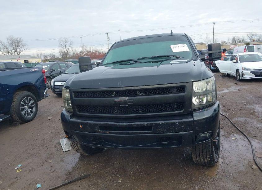 Photo 12 of 2010 Chevrolet Silverado 1500 LTZ (VIN 3GCRKTE38AG141255)