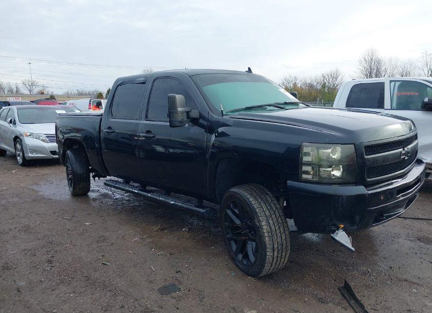 Photo 13 of 2010 Chevrolet Silverado 1500 LTZ (VIN 3GCRKTE38AG141255)