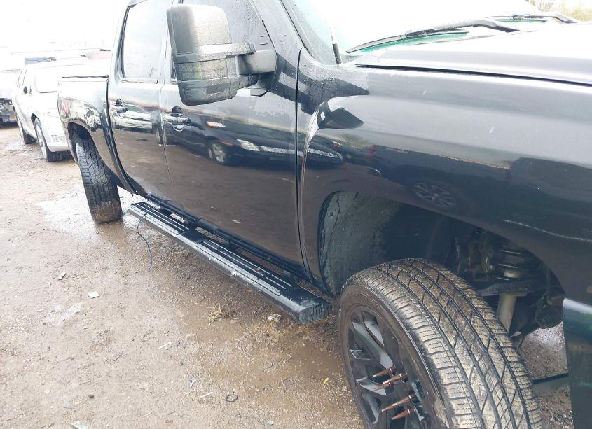 Photo 6 of 2010 Chevrolet Silverado 1500 LTZ (VIN 3GCRKTE38AG141255)