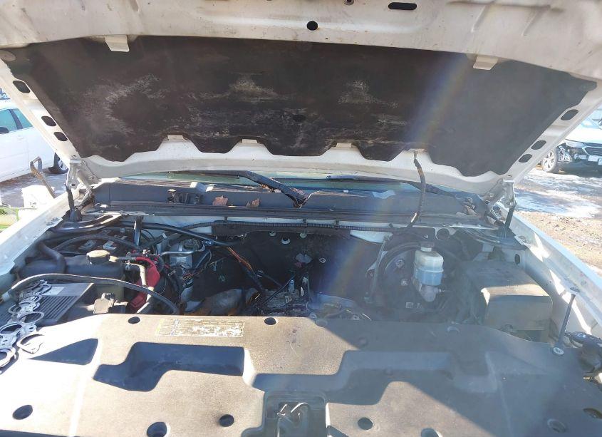 Photo 10 of 2010 Chevrolet Silverado 1500 LTZ (VIN 3GCRKTE39AG107177)