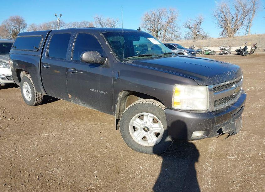 2010 Chevrolet Silverado 1500 LTZ (VIN 3GCRKTE39AG276924) main photo