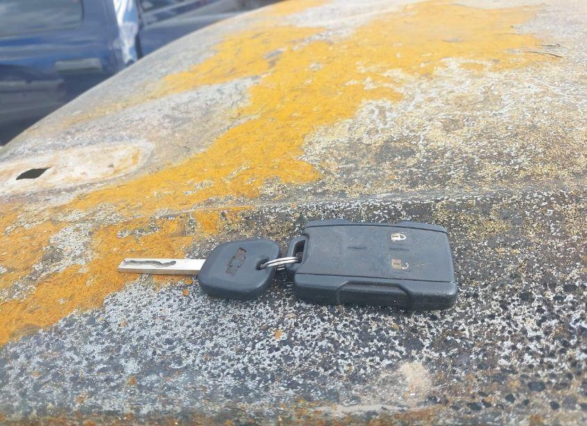 Photo 11 of 2018 Chevrolet Silverado 1500 1LT (VIN 3GCUCREC3JG312844)