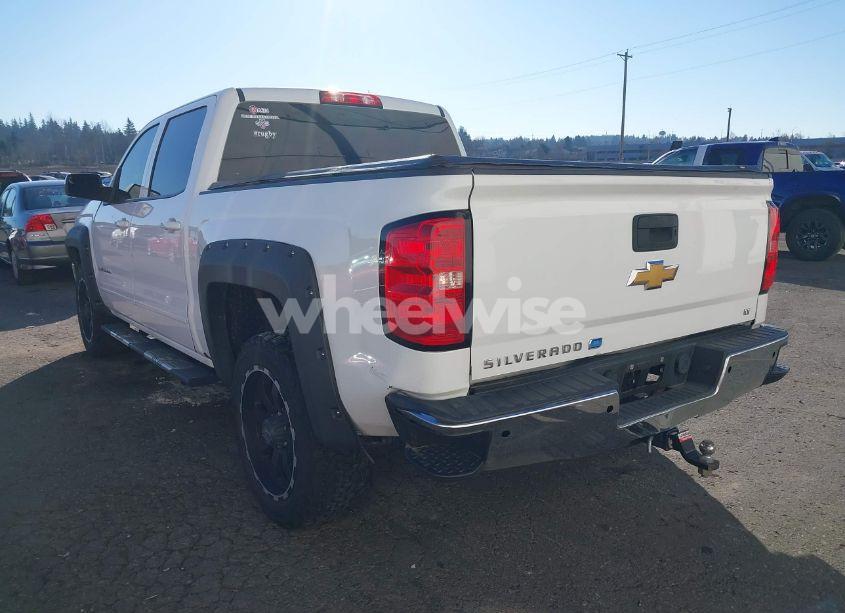 Photo 3 of 2018 Chevrolet Silverado 1500 1LT (VIN 3GCUCRER6JG239392)