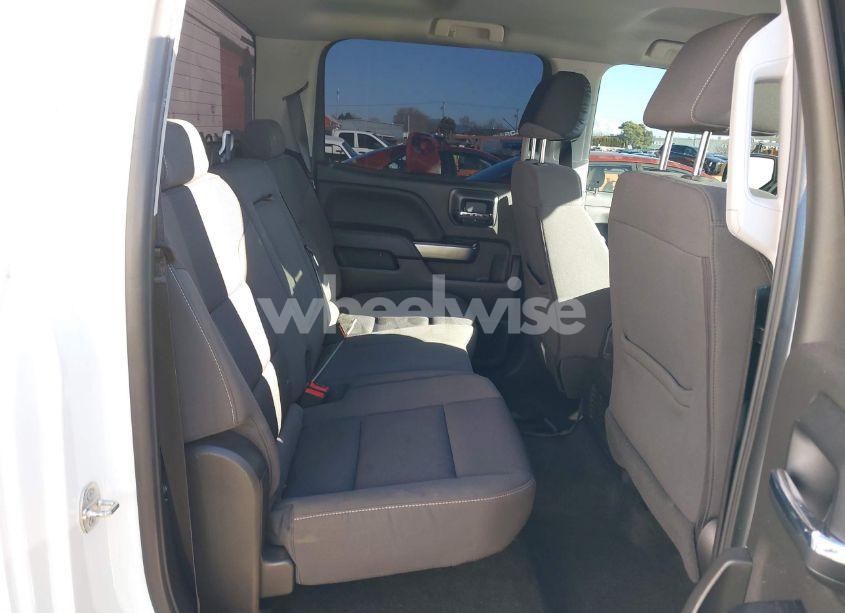 Photo 8 of 2018 Chevrolet Silverado 1500 1LT (VIN 3GCUCRER6JG239392)