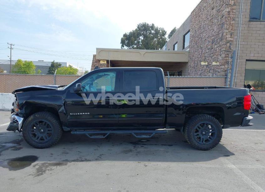 Photo 14 of 2018 Chevrolet Silverado 1500 1LT (VIN 3GCUCRER8JG424298)
