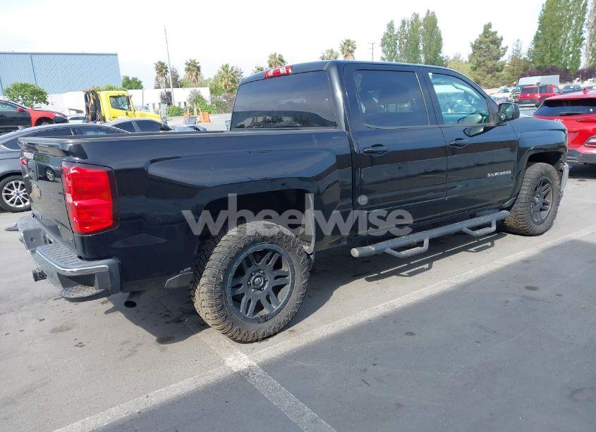 Photo 4 of 2018 Chevrolet Silverado 1500 1LT (VIN 3GCUCRER8JG424298)
