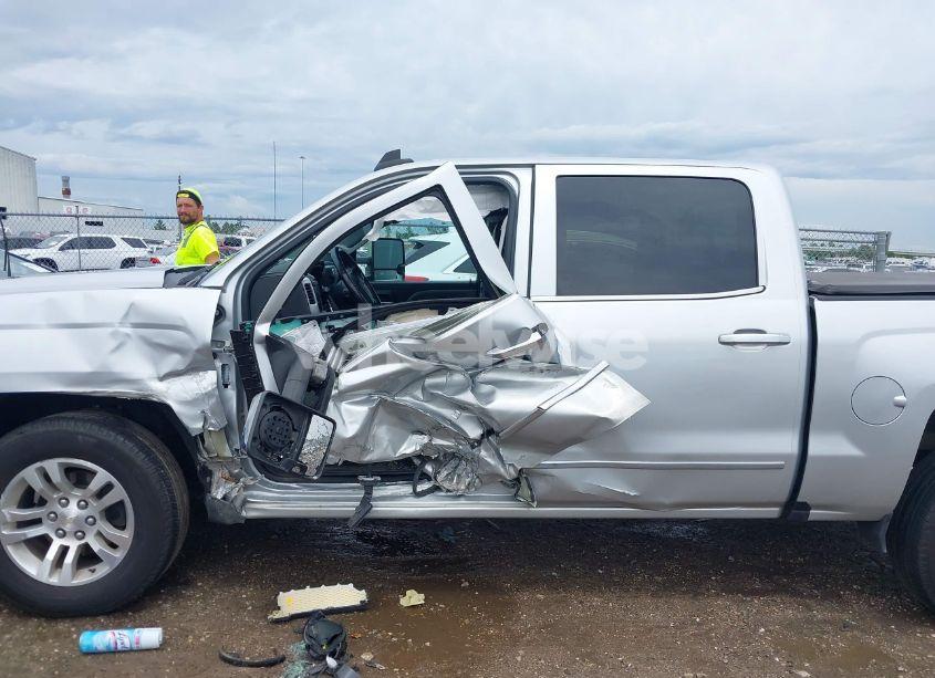 Photo 14 of 2018 Chevrolet Silverado 1500 1LZ (VIN 3GCUCSEC4JG183777)