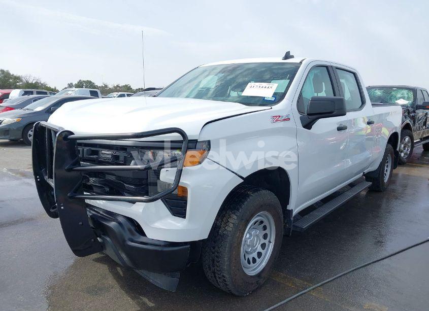 Photo 2 of 2024 Chevrolet Silverado 1500 4WD STANDARD BED WT (VIN 3GCUDAED3RG454730)