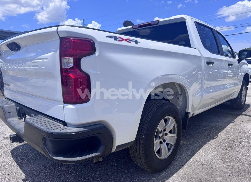Photo 4 of 2023 Chevrolet Silverado 1500 4WD SHORT BED WT (VIN 3GCUDAEDXPG304501)