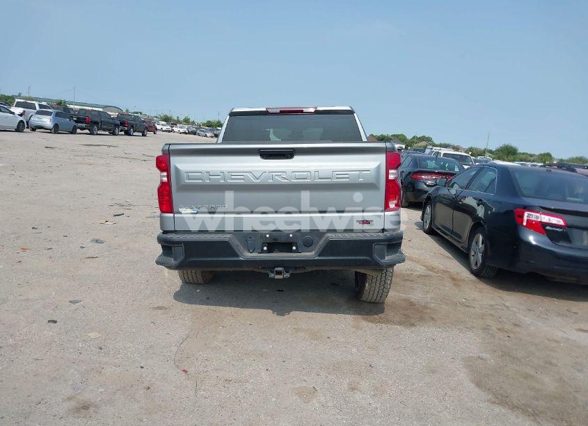 Photo 16 of 2023 Chevrolet Silverado 1500 4WD SHORT BED WT (VIN 3GCUDAEDXPG360972)
