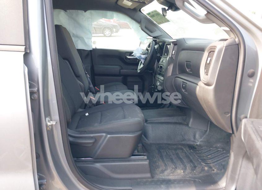 Photo 5 of 2023 Chevrolet Silverado 1500 4WD SHORT BED WT (VIN 3GCUDAEDXPG360972)