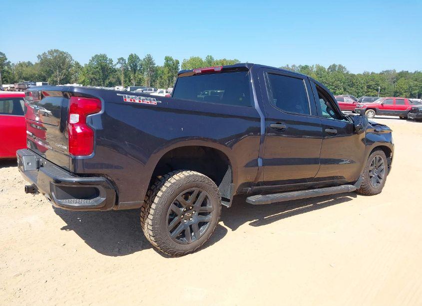 Photo 4 of 2024 Chevrolet Silverado 1500 4WD SHORT BED CUSTOM TRAIL BOSS (VIN 3GCUDCED3RG313362)