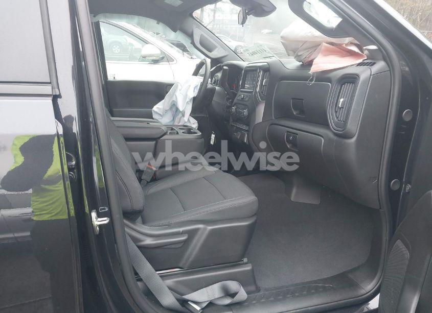 Photo 5 of 2024 Chevrolet Silverado 1500 4WD SHORT BED CUSTOM TRAIL BOSS (VIN 3GCUDCED6RG244778)