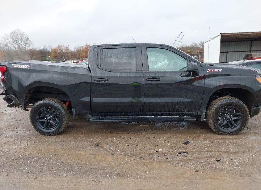 Photo 13 of 2024 Chevrolet Silverado 1500 4WD SHORT BED CUSTOM TRAIL BOSS (VIN 3GCUDCED6RG423189)