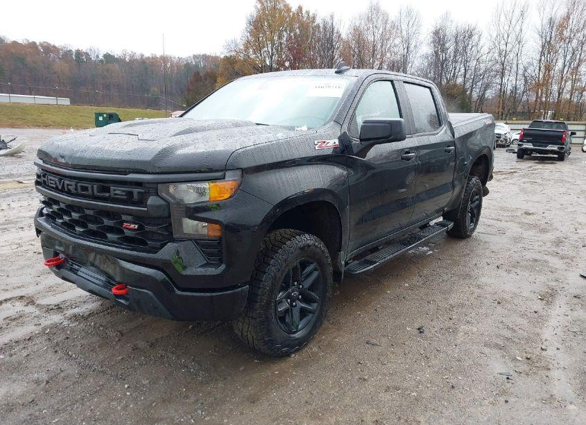 Photo 2 of 2024 Chevrolet Silverado 1500 4WD SHORT BED CUSTOM TRAIL BOSS (VIN 3GCUDCED6RG423189)