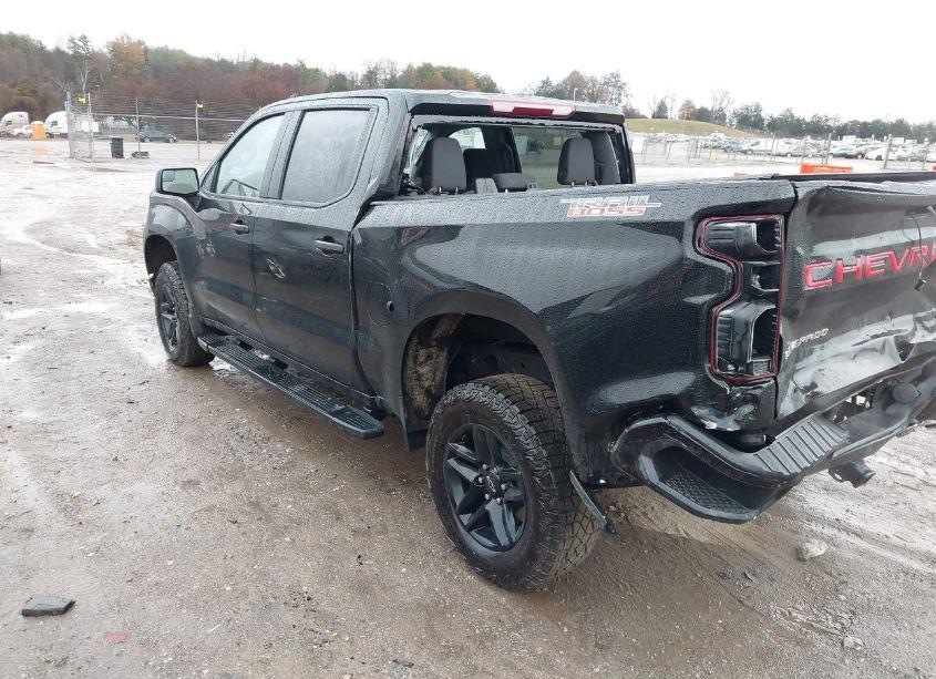 Photo 3 of 2024 Chevrolet Silverado 1500 4WD SHORT BED CUSTOM TRAIL BOSS (VIN 3GCUDCED6RG423189)