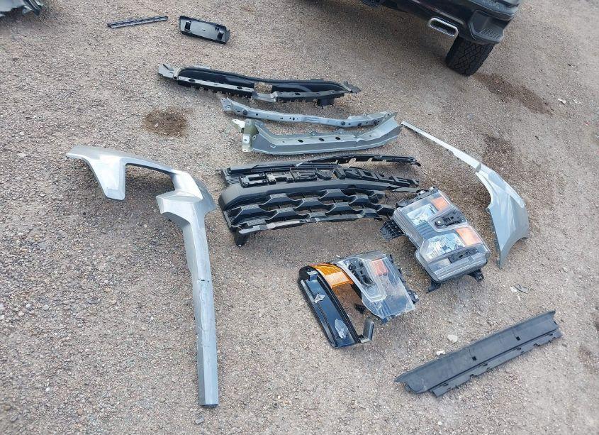 Photo 18 of 2024 Chevrolet Silverado 1500 4WD SHORT BED CUSTOM TRAIL BOSS (VIN 3GCUDCED8RG384511)