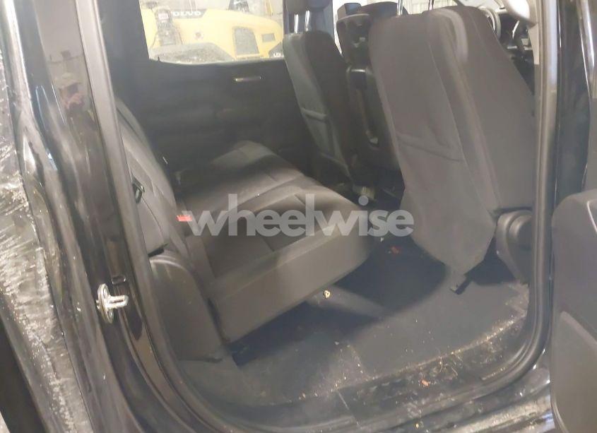 Photo 8 of 2024 Chevrolet Silverado 1500 4WD SHORT BED CUSTOM TRAIL BOSS (VIN 3GCUDCEDXRG122943)