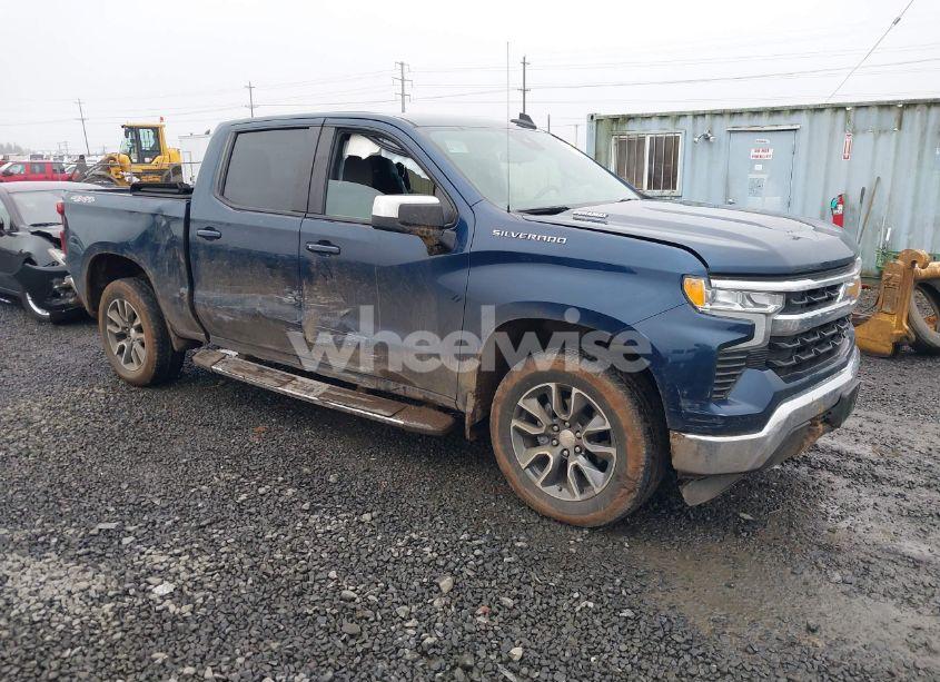 2023 Chevrolet Silverado 1500 4WD STANDARD BED LT (VIN 3GCUDDE82PG127897) main photo