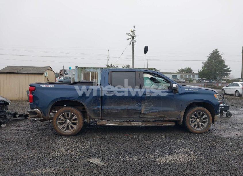 Photo 13 of 2023 Chevrolet Silverado 1500 4WD STANDARD BED LT (VIN 3GCUDDE82PG127897)