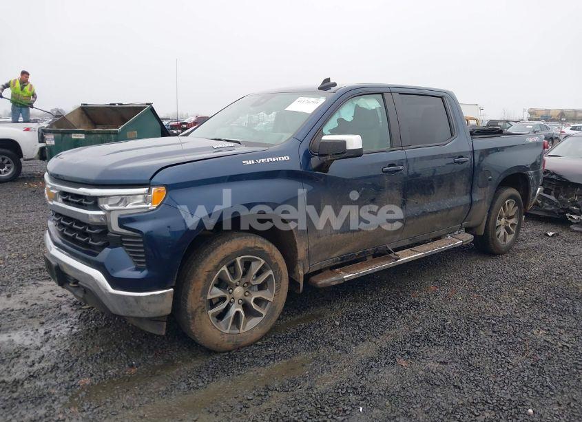 Photo 2 of 2023 Chevrolet Silverado 1500 4WD STANDARD BED LT (VIN 3GCUDDE82PG127897)