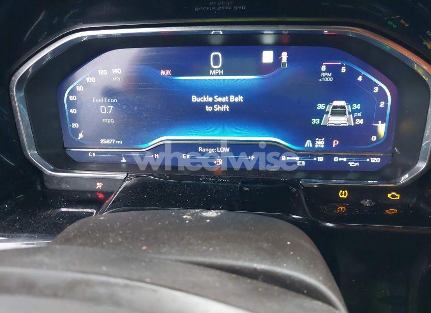 Photo 7 of 2023 Chevrolet Silverado 1500 4WD STANDARD BED LT (VIN 3GCUDDE82PG127897)