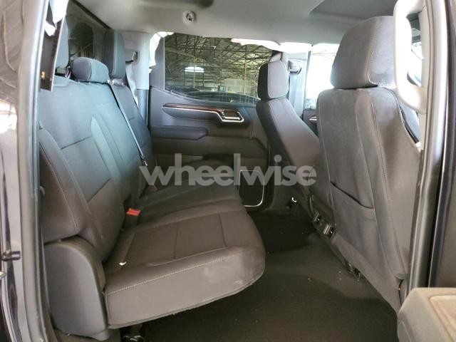 Photo 12 of 2024 CHEVROLET SILVERADO K1500 LT (VIN 3GCUDDE84RG116936)