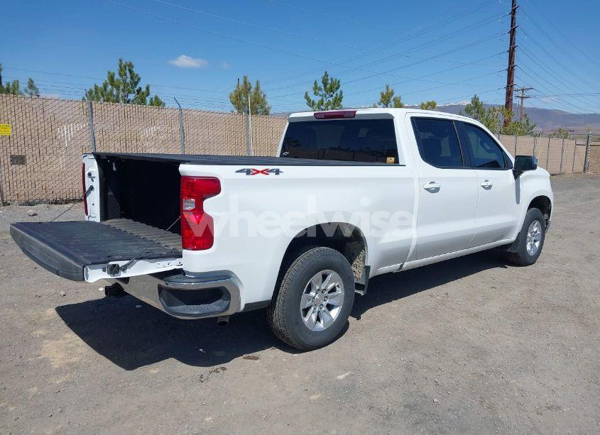Photo 4 of 2024 Chevrolet Silverado 1500 4WD STANDARD BED LT (VIN 3GCUDDED1RG274938)
