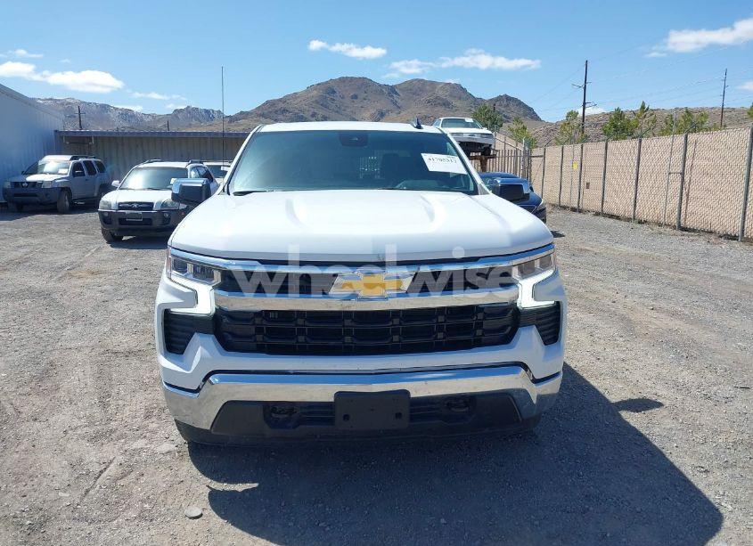 Photo 6 of 2024 Chevrolet Silverado 1500 4WD STANDARD BED LT (VIN 3GCUDDED1RG274938)