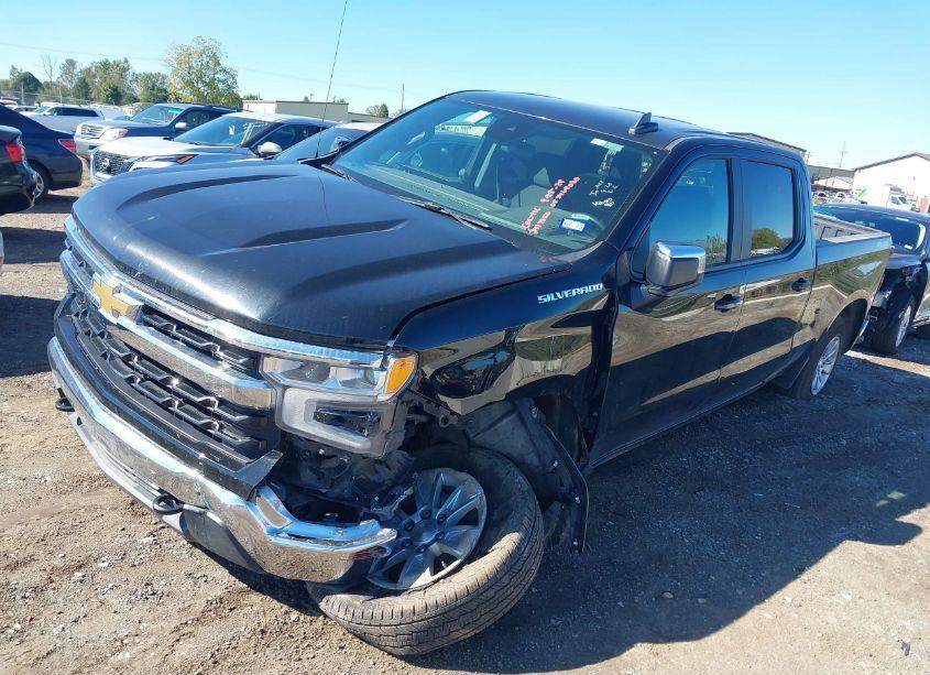 Photo 2 of 2023 Chevrolet Silverado 1500 4WD STANDARD BED LT (VIN 3GCUDDED2PG344332)