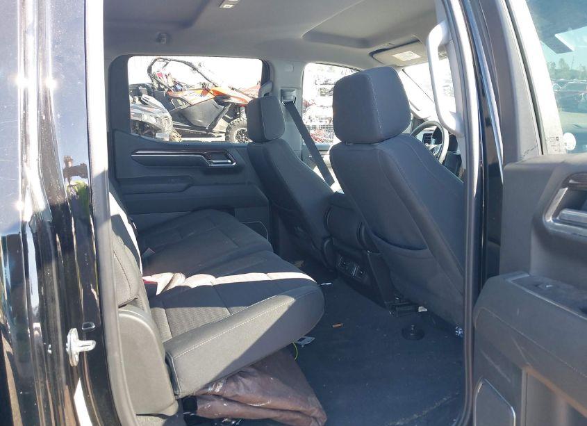 Photo 8 of 2023 Chevrolet Silverado 1500 4WD STANDARD BED LT (VIN 3GCUDDED2PG344332)