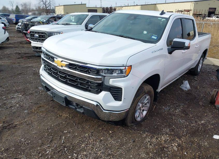 Photo 2 of 2023 Chevrolet Silverado 1500 4WD STANDARD BED LT (VIN 3GCUDDED4PG348642)