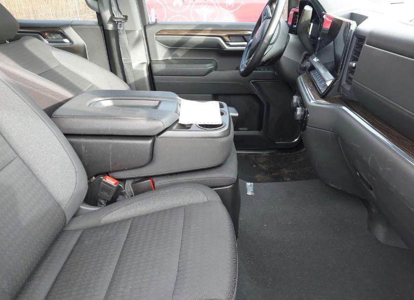 Photo 5 of 2023 Chevrolet Silverado 1500 4WD STANDARD BED LT (VIN 3GCUDDED4PG348642)