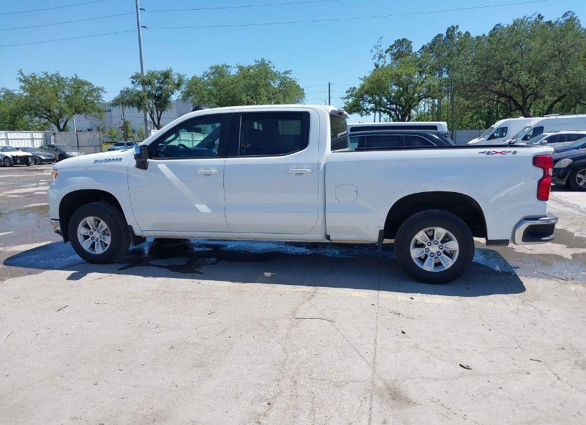 Photo 14 of 2023 Chevrolet Silverado 1500 4WD STANDARD BED LT (VIN 3GCUDDEDXPG348466)