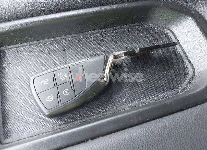 Photo 11 of 2022 Chevrolet Silverado 1500 (VIN 3GCUDDET0NG501408)