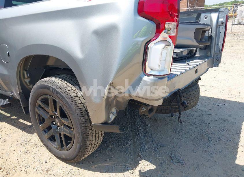 Photo 6 of 2024 Chevrolet Silverado 1500 4WD SHORT BED RST (VIN 3GCUDEE84RG193084)